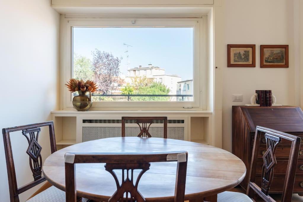 Elegante Bilocale San Calocero Apartment Милано Екстериор снимка