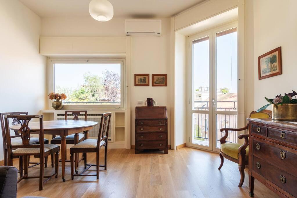 Elegante Bilocale San Calocero Apartment Милано Екстериор снимка
